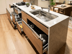 巾木スライド収納