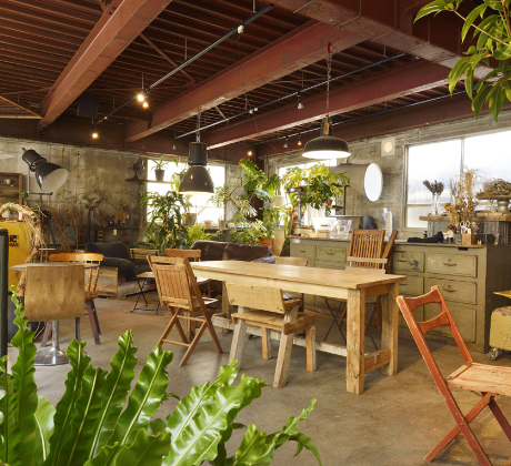 ROUTE BOOKS(約240m・徒歩3分)