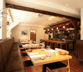 restaurant à la Quiétude （約160m・徒歩2分）